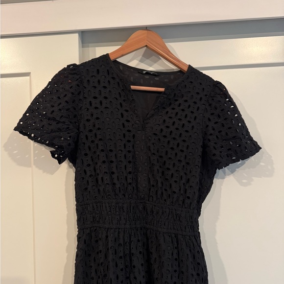 Chic Black Eyelet Midi Dress - Picture 4 of 6